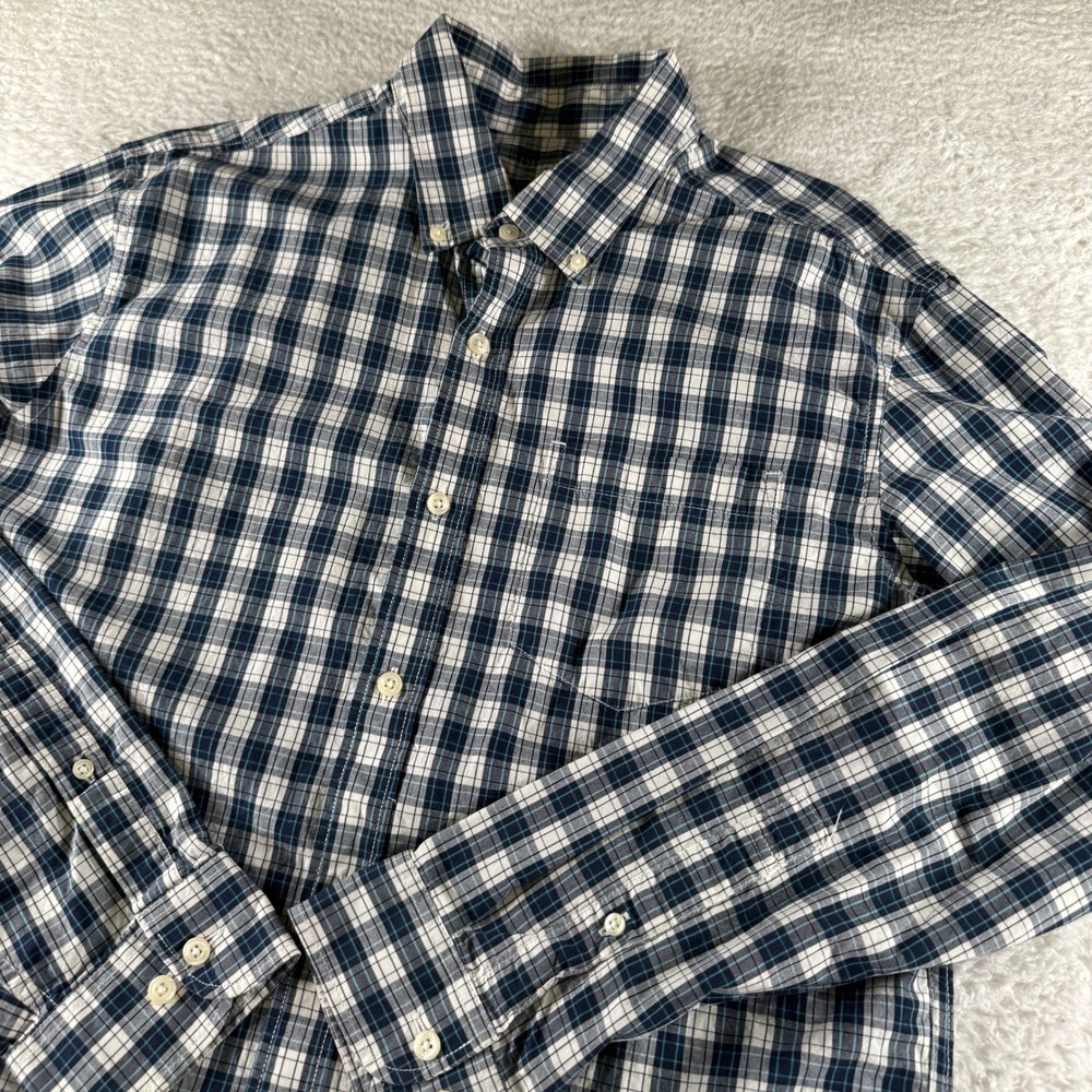 Eddie Bauer Legend Wash Men's Classic Fit Medium Long‎ Sleeve Dress Shirt Blue